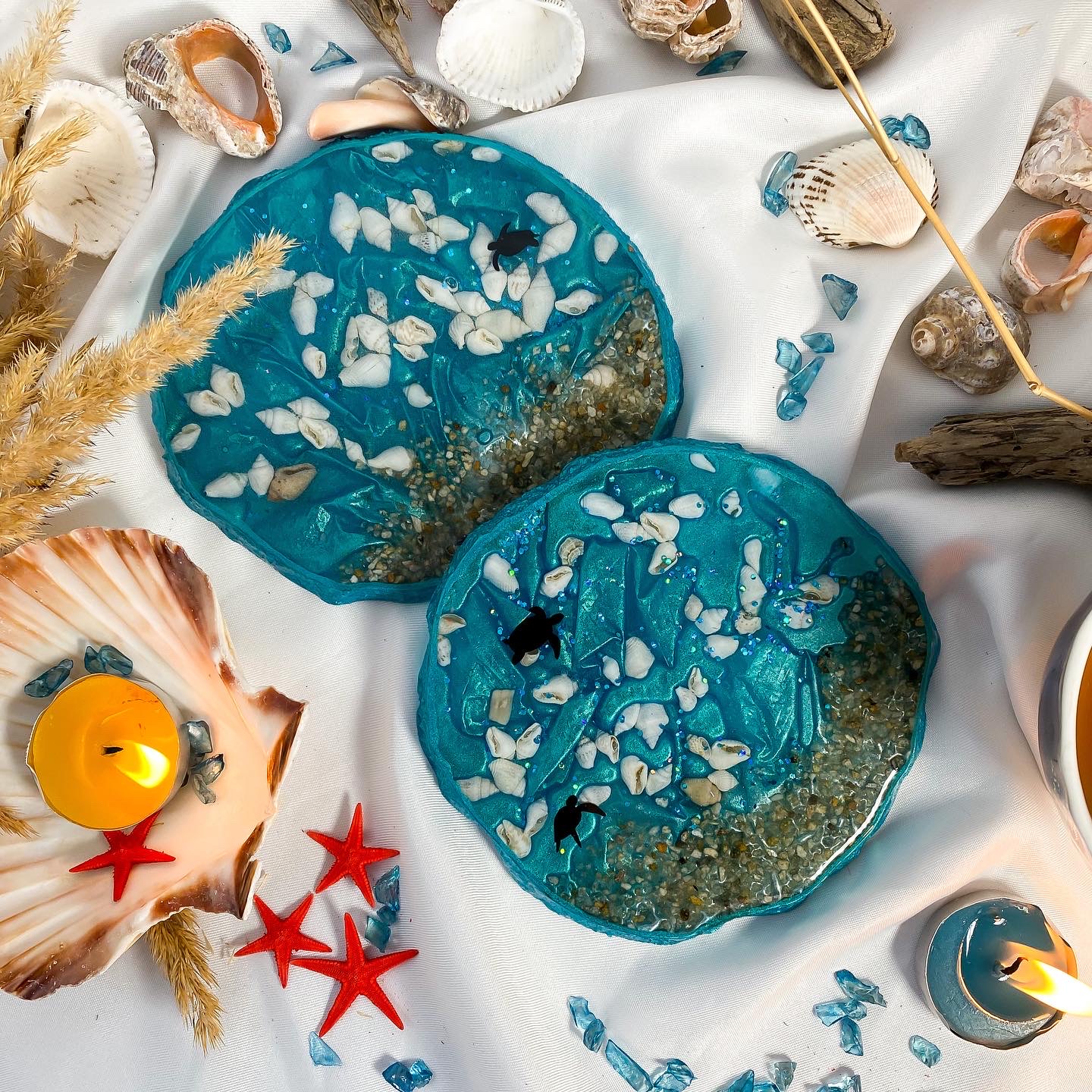 Sea set coasters for mugs, table setting epoxy resinart handmade stand for candles under perfumes plates for jewelry