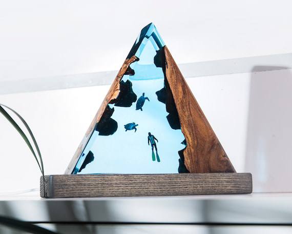 Triangle, night light, epoxy lamp, resin lamp, resin night light, epoxy resin lamp, table lamp, custom night light, resi