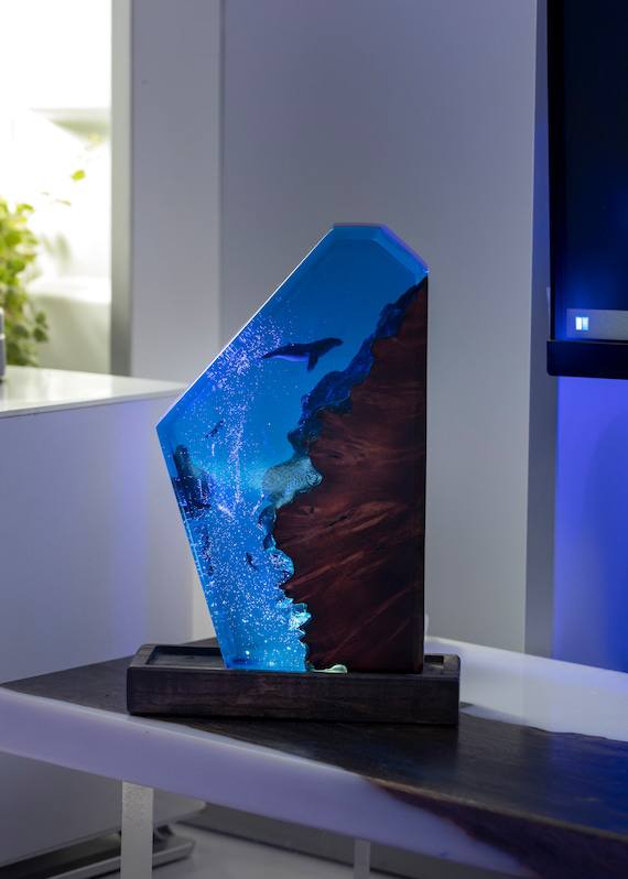 Polyon deep whale sea, night light, epoxy lamp, resin lamp, resin night light, epoxy resin lamp, table lamp, custom nigh